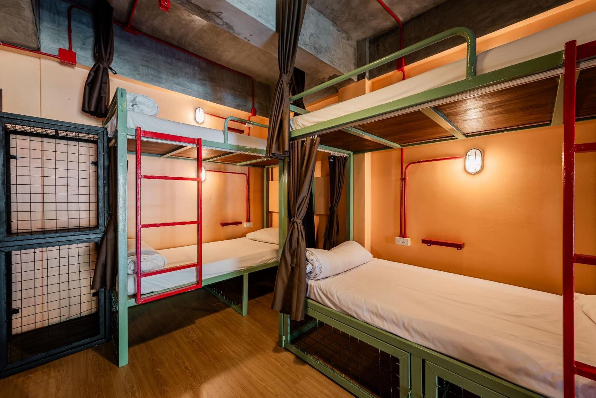 Sleeper Hostel Ao Nang Exterior photo