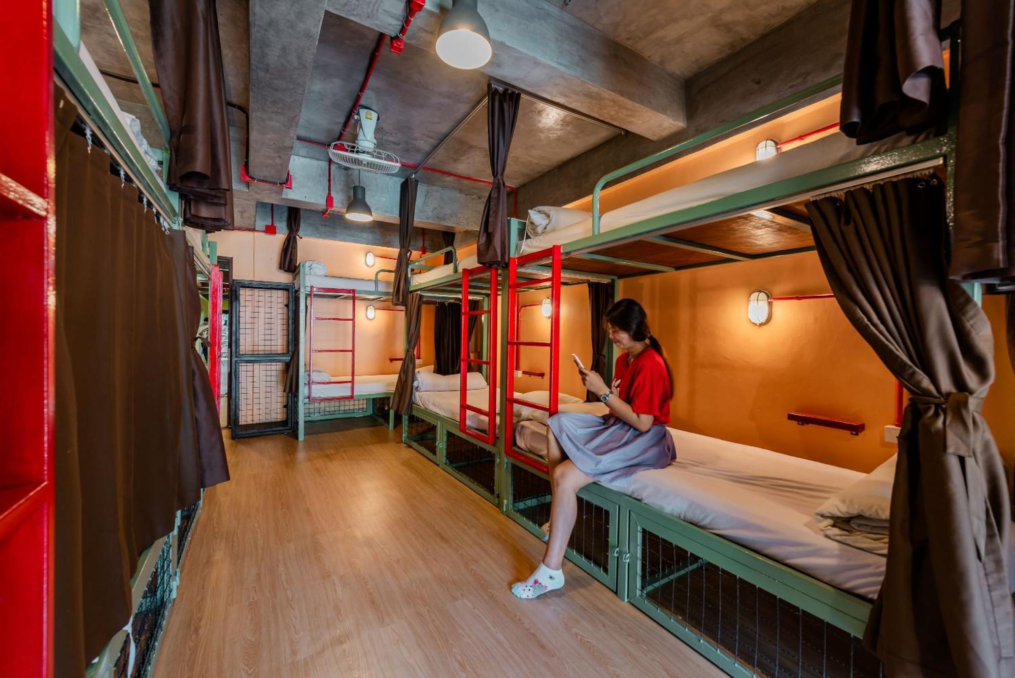 Sleeper Hostel Ao Nang Room photo